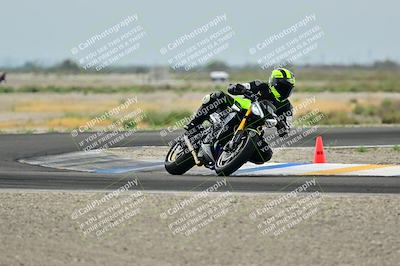 media/Apr-18-2025-TrackDaz (Fri) [[45f5874c44]]/C Group/Session 1 (Turn 7)/